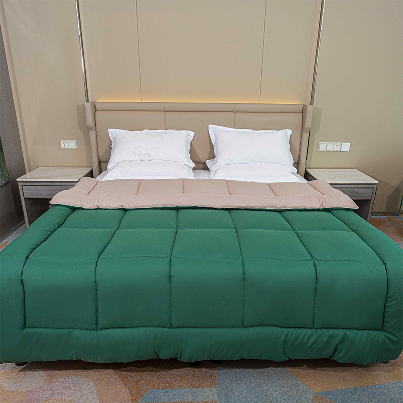 Green Reversible Cofforter Polyester Lightweight Dimensiune personalizată moale matlasat tot patul de sezon Insert de duvet
